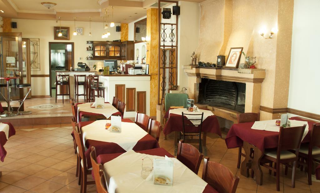 Stavrodromi Hotel Igoumenítsa Extérieur photo